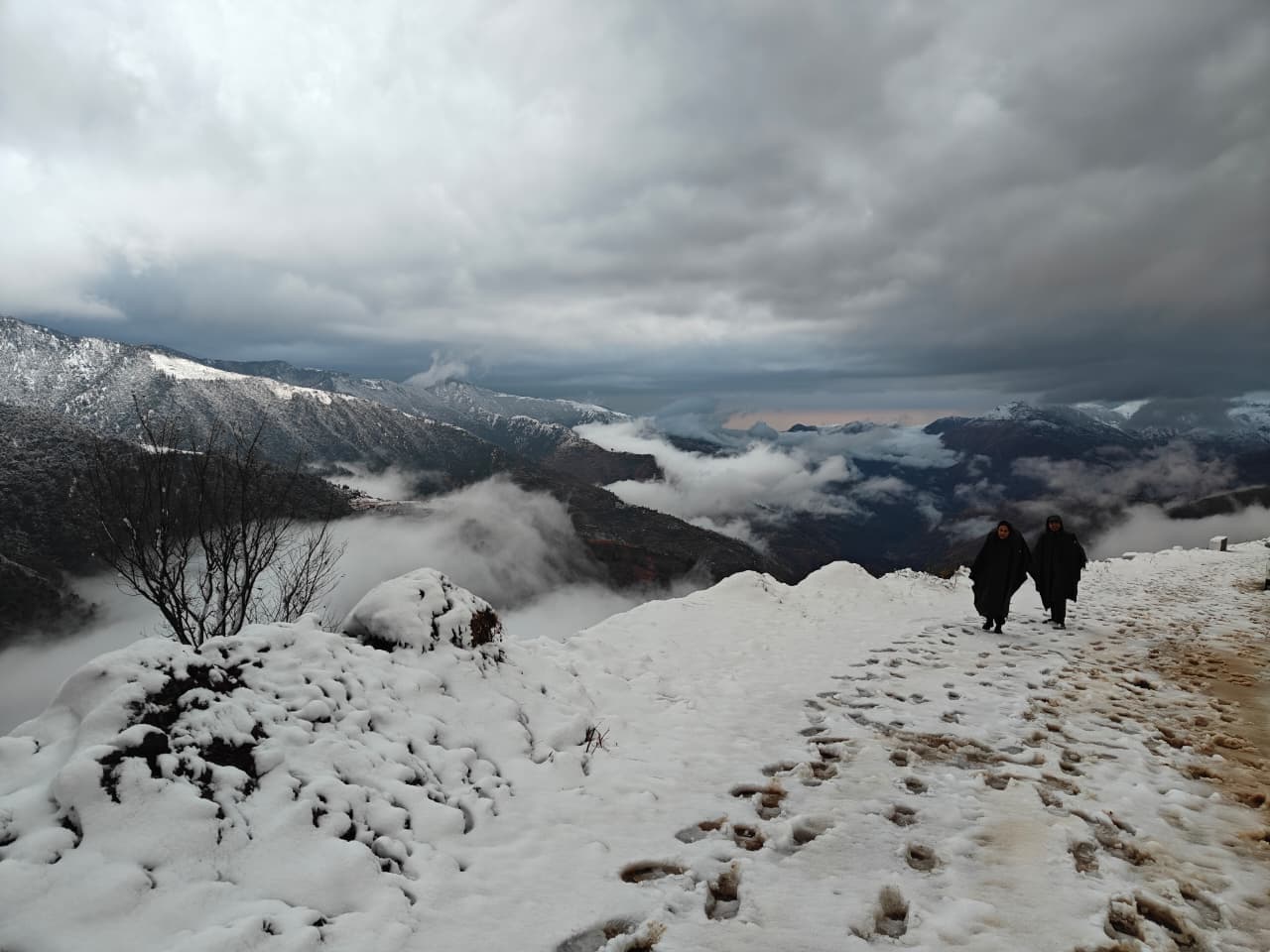 Nag Tibba Trek View